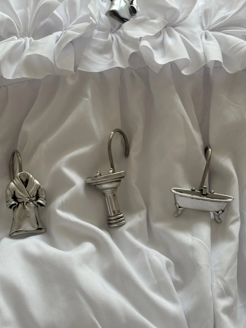 White Ruffled cotton 3 tiers Shower Curtain with Hooks